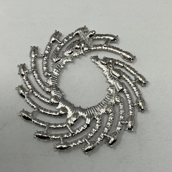 NWOT Really cool sparkly clear rhinestone spiral earrings - Picture 2 of 4